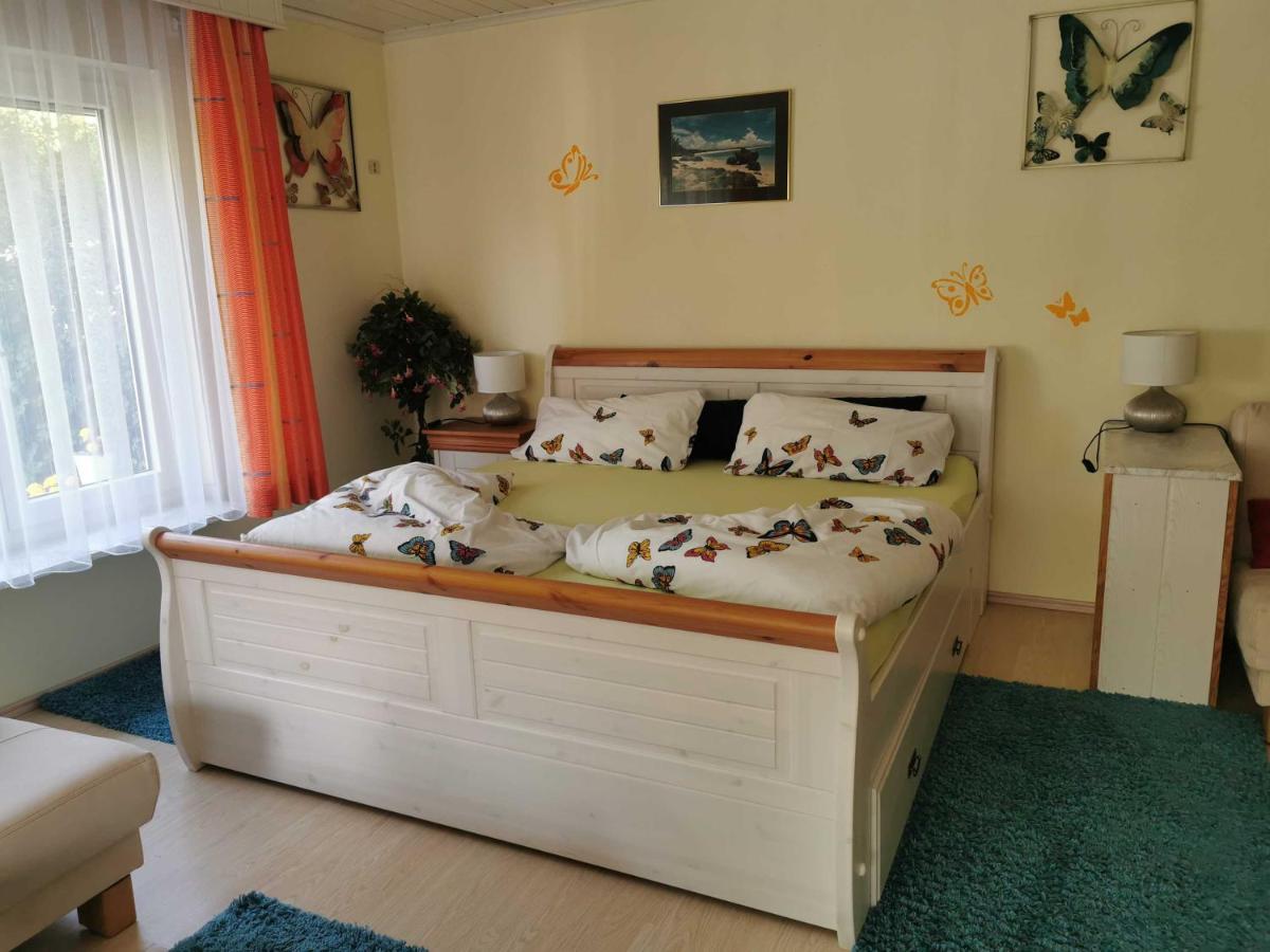 Ferienwohnung Brigitte Reichelsheim Екстериор снимка